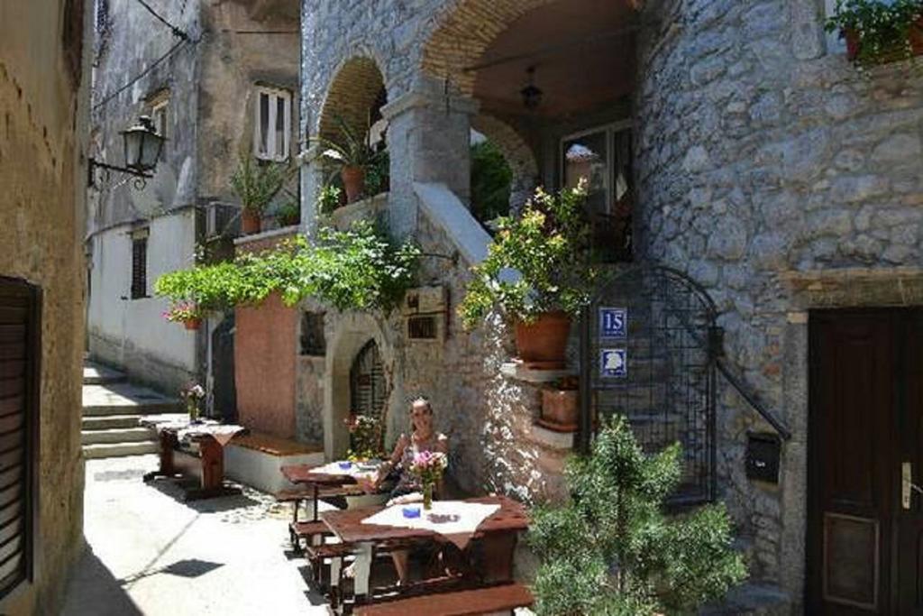 Apartments Villa Dinka Abbázia Kültér fotó