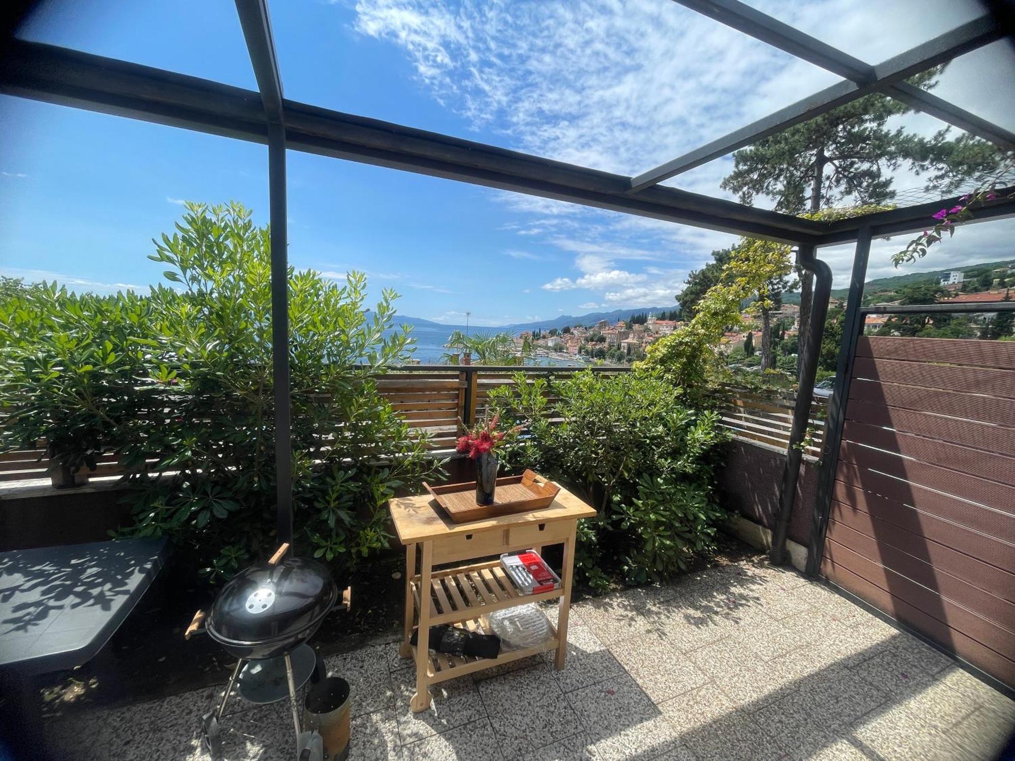 Apartments Villa Dinka Abbázia Kültér fotó