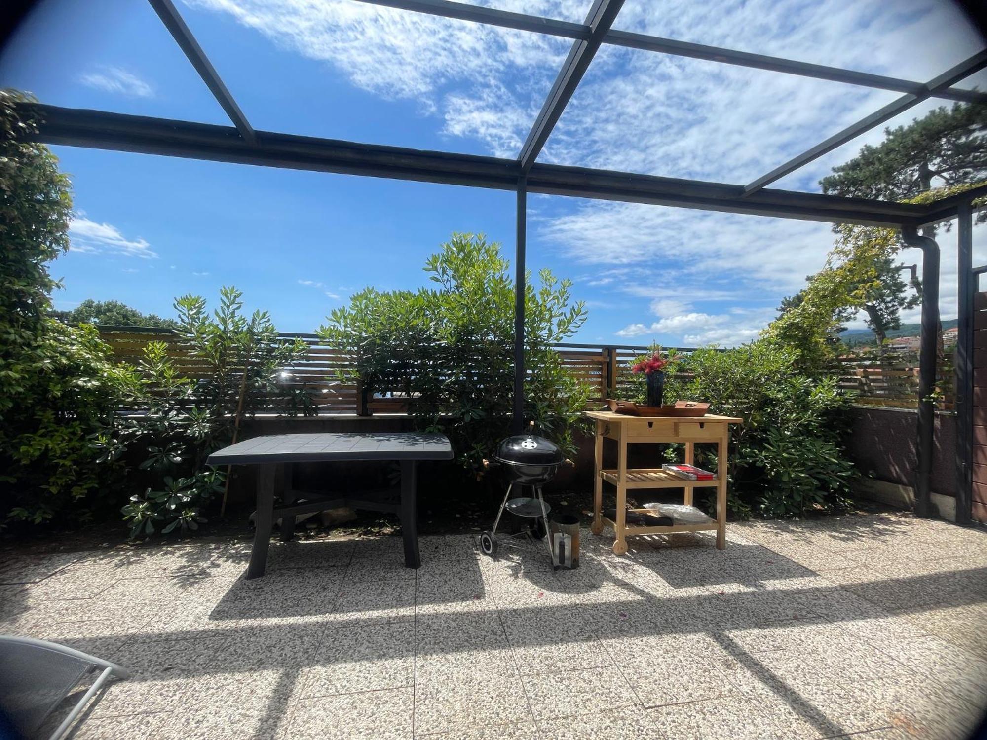 Apartments Villa Dinka Abbázia Kültér fotó